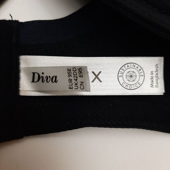 LINDEX Diva T-Shirt Bra Matte & Satin Smooth Full Coverage Black 42 DD - Picture 12 of 15